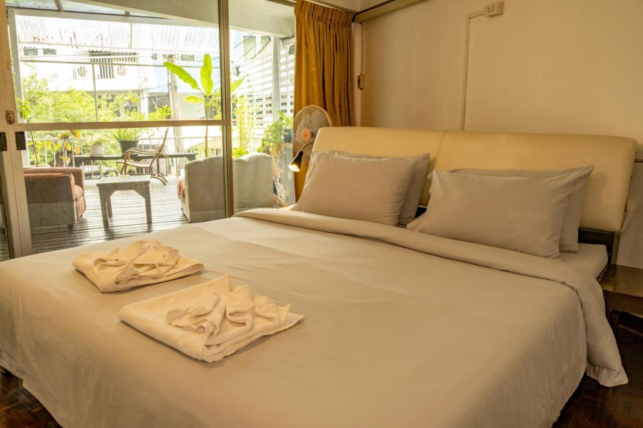 Home16 Sukhumvit16 Bangkok Bagian luar foto
