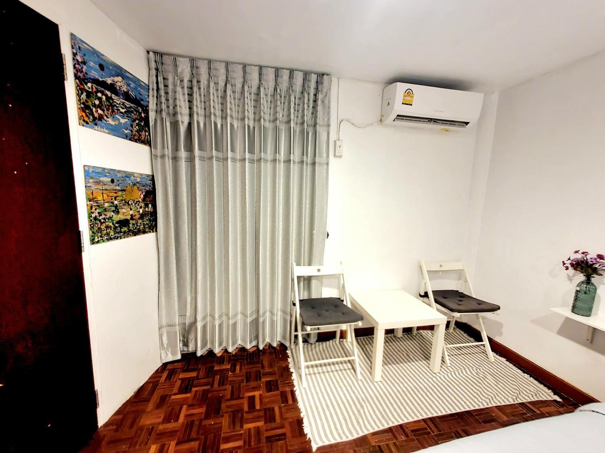 Home16 Sukhumvit16 Bangkok Bagian luar foto