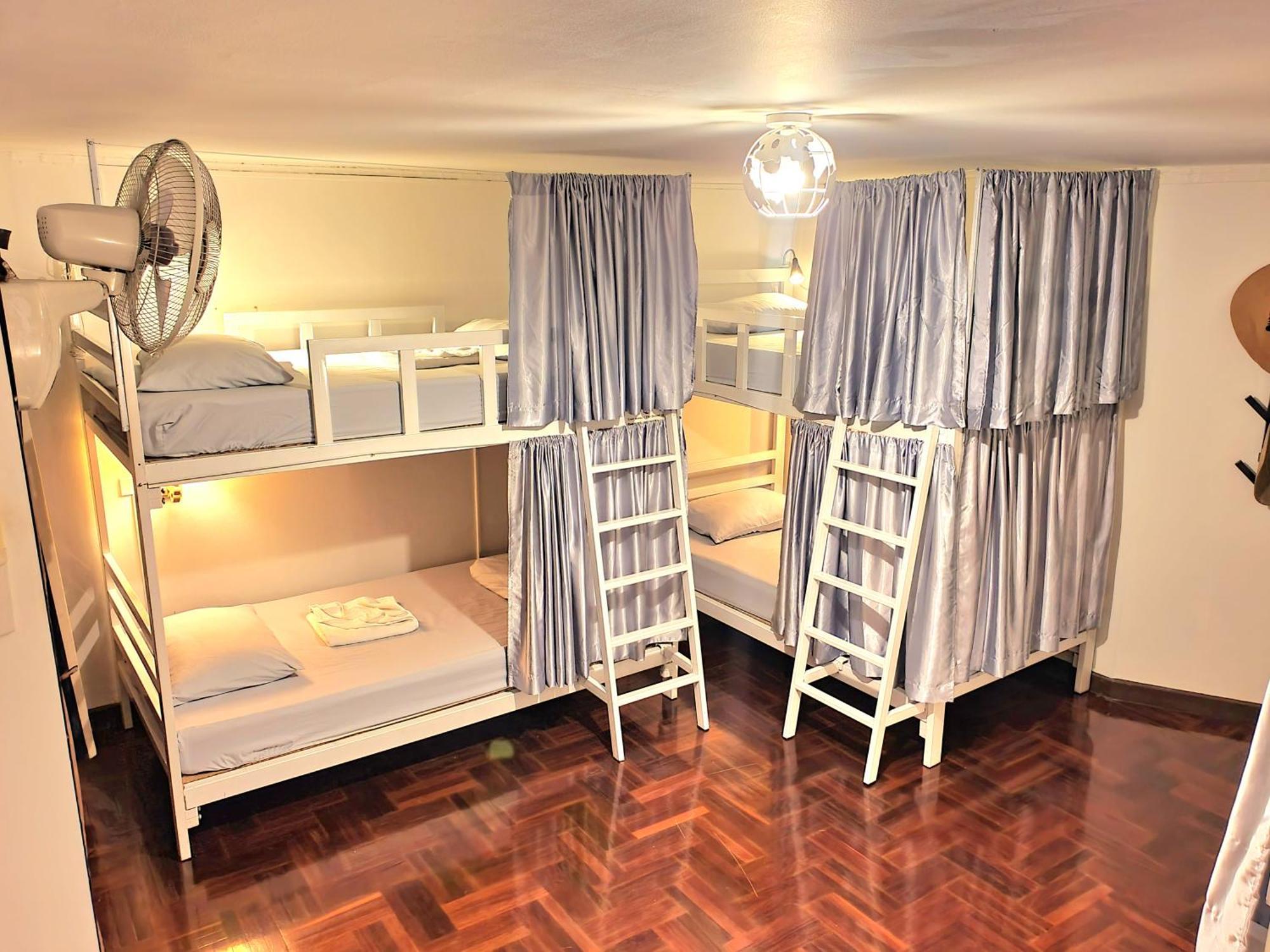 Home16 Sukhumvit16 Bangkok Bagian luar foto