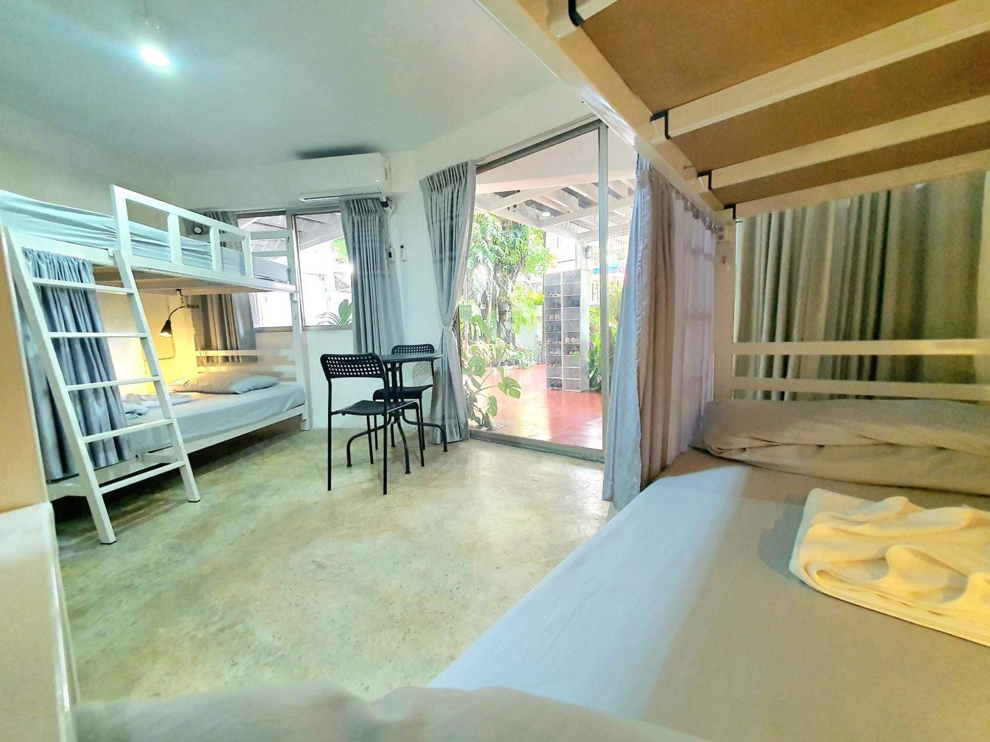 Home16 Sukhumvit16 Bangkok Bagian luar foto
