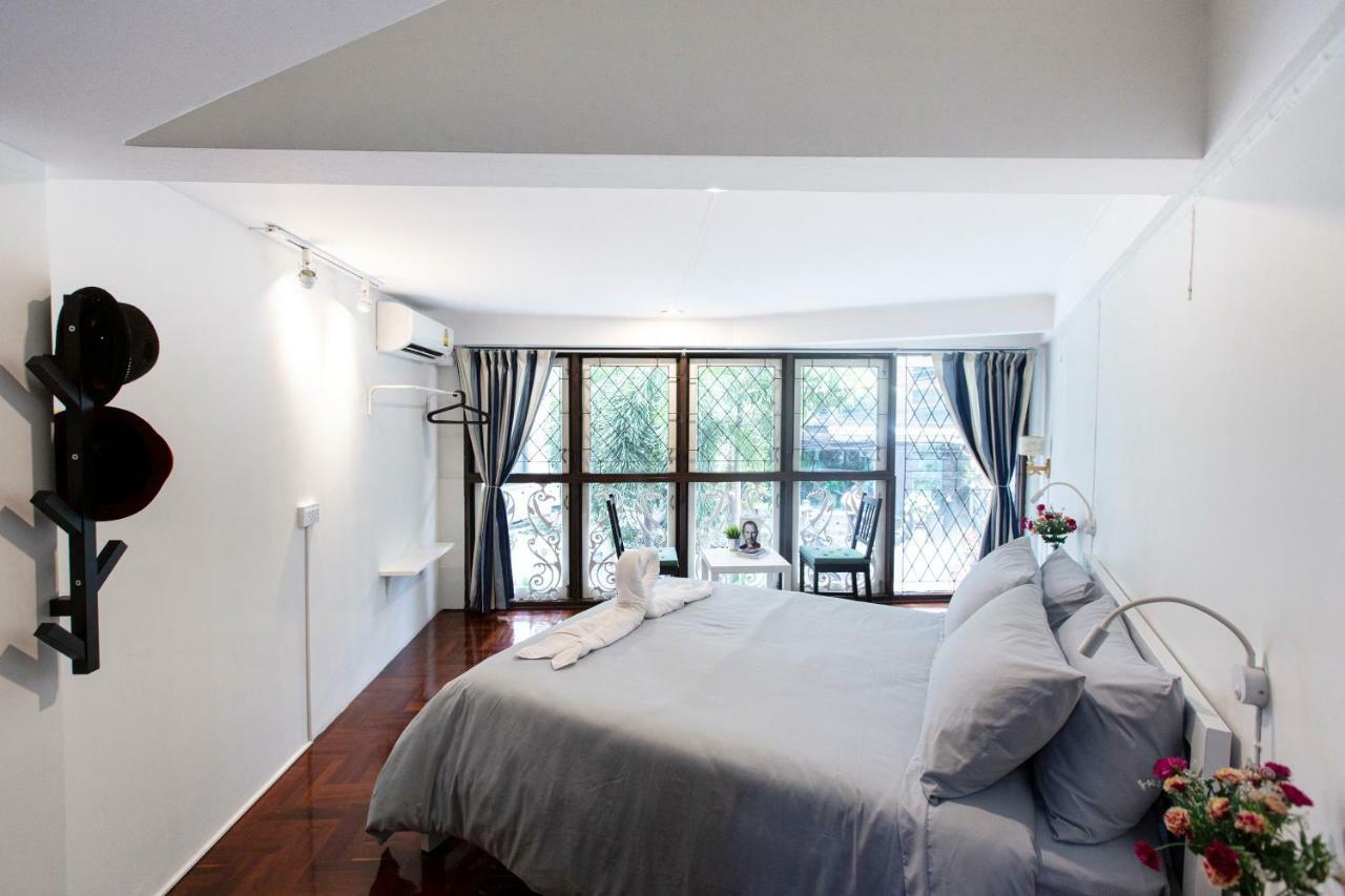 Home16 Sukhumvit16 Bangkok Bagian luar foto